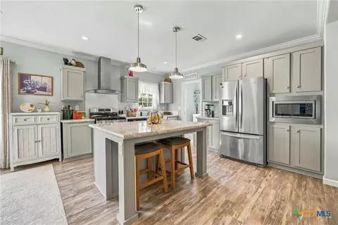 Kitchen - 119 Fox Ln, Lockhart, TX 78644 photo 1 of 3