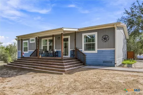 119 Fox Ln, Lockhart, TX 78644