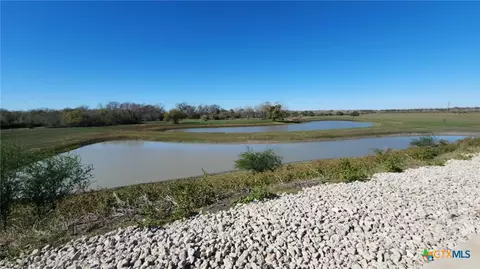 2224 Levee Rd, Bloomington, TX 77951 photo 8