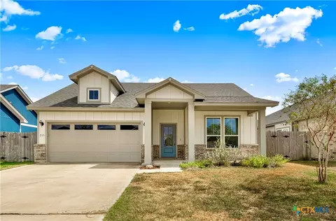 215 Flint Rock Ct, Victoria, TX 77904