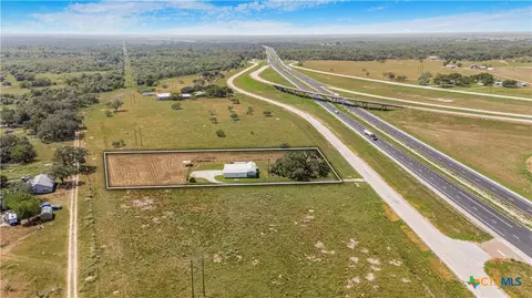 240 E Frontage Rd, Victoria, TX 77905