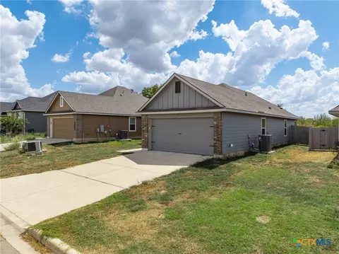 Exterior - 3038 Dade Loop, Temple, TX 76504 photo 3 of 6