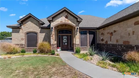 812 Eagle Crest Cv, Salado, TX 76571