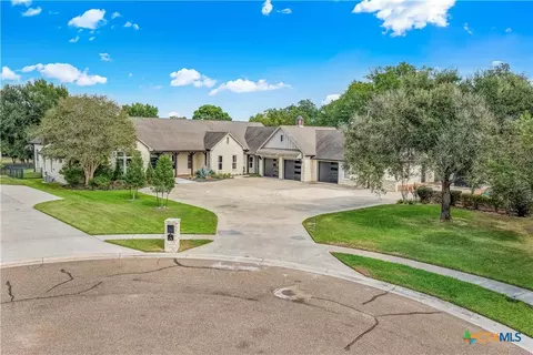 410 Iron Gate, Victoria, TX 77904