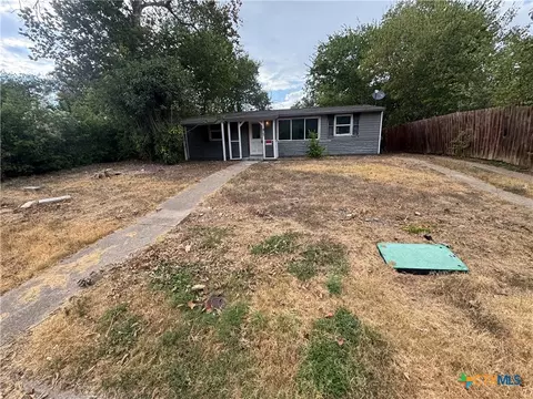 813 Evergreen Dr, Killeen, TX 76541