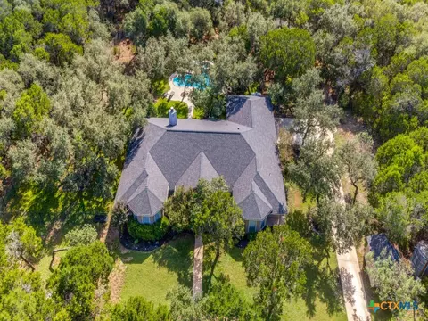 25867 Lewis Ranch Rd, New Braunfels, TX 78132