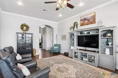 Living - 143 Callahan Loop, Temple, TX 76501 photo 1 of 3