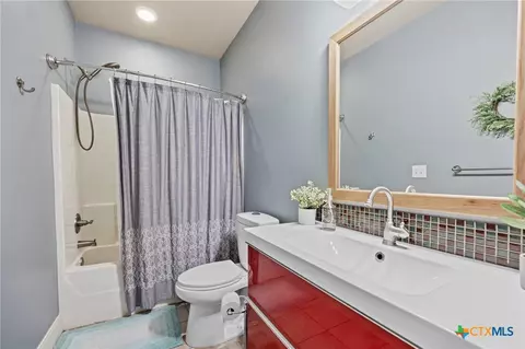 Bath - 143 Callahan Loop, Temple, TX 76501 photo 5 of 5