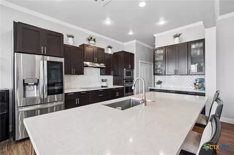 Kitchen - 143 Callahan Loop, Temple, TX 76501 photo 3 of 4