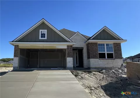 327 Pathfinder Dr, Copperas Cove, TX 76522