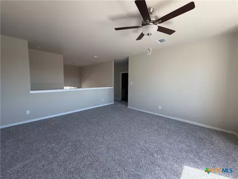 Living - 6716 Mcgregor Loop, Killeen, TX 76549 photo 4 of 4