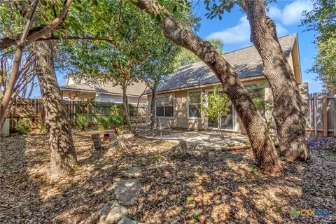 Exterior - 1313 E 3rd St, Georgetown, TX 78626 photo 6 of 8