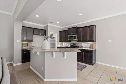 Kitchen - 504 Copper Ridge Loop, Temple, TX 76502 photo 1 of 5