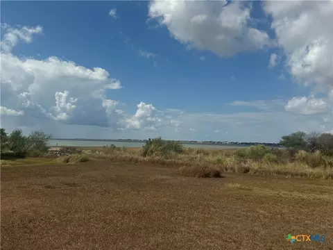 785 Swan Point Rd, Seadrift, TX 77983
