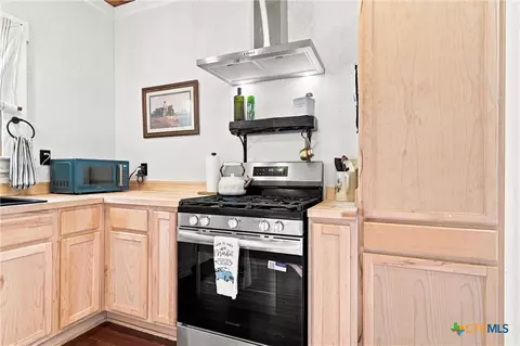 Kitchen - 202 E Avenue E, Rosebud, TX 76570 photo 2 of 2