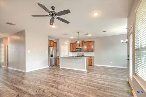 Living - 7620 Mcculloch Rd, Temple, TX 76502 photo 2 of 2