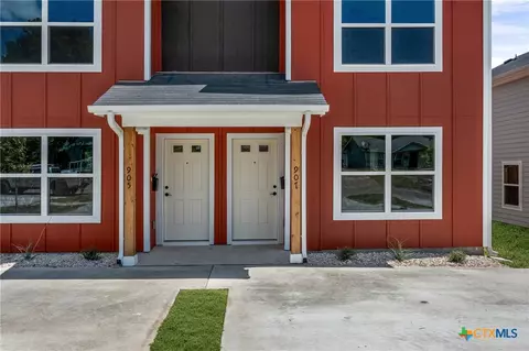 907 S 2nd St, Temple, TX 76504