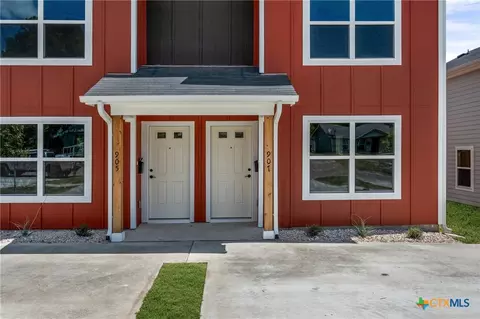 907 S 2nd St, Temple, TX 76504