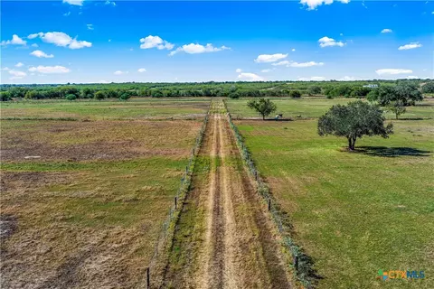 000 Vfw Rd, Yorktown, TX 78164