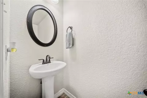 Entry Way - 2014 Rustic Manor Dr, Temple, TX 76502 photo 6 of 6