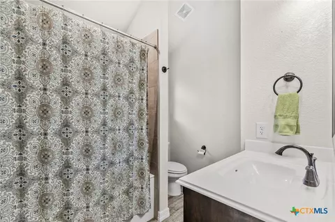 Bath - 2014 Rustic Manor Dr, Temple, TX 76502 photo 3 of 4