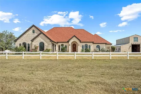 6903 Fm 236, Victoria, TX 77905