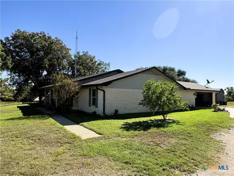 Exterior - 2379 Spring Valley Rd, Lorena, TX 76655 photo 2 of 13
