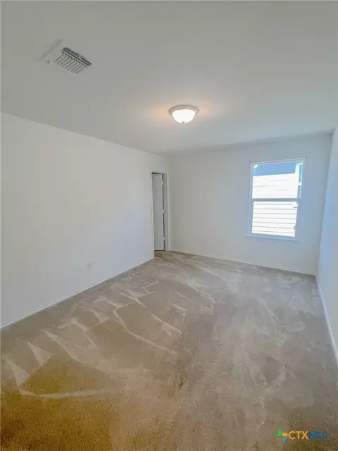 Bedroom - 625 Bailey Park Dr, Jarrell, TX 76537 photo 5 of 7