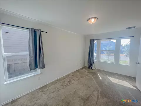 Bedroom - 625 Bailey Park Dr, Jarrell, TX 76537 photo 2 of 7