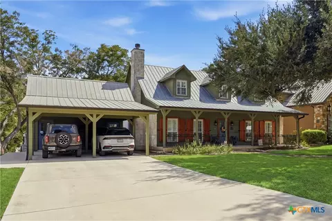 1735 Edgewater Fls, Canyon Lake, TX 78133