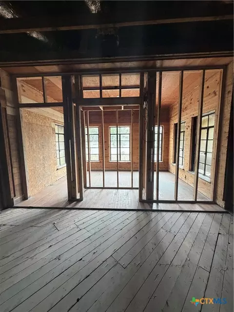 Other - 302 3rd St, Cuero, TX 77954 photo 6 of 10