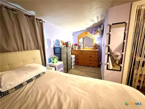 Bedroom - 685 Fox Ln, Lockhart, TX 78644 photo 4 of 6