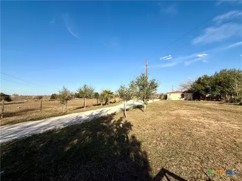 Exterior - 685 Fox Ln, Lockhart, TX 78644 photo 11 of 16
