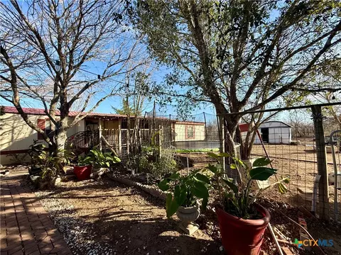 Exterior - 685 Fox Ln, Lockhart, TX 78644 photo 16 of 16