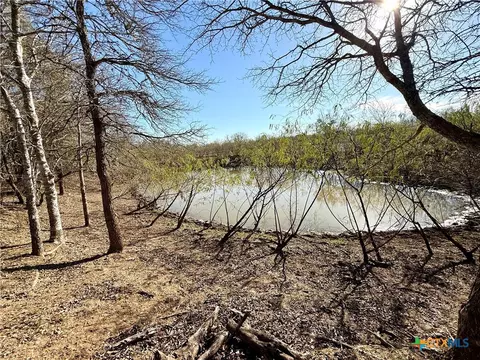 View/Area - 685 Fox Ln, Lockhart, TX 78644 photo 2 of 2