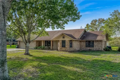 540 Crawford Dr, Victoria, TX 77904