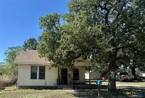 402 Live Oak St, Gatesville, TX 76528