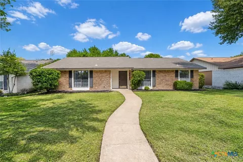 2102 Buckskin Trl, Temple, TX 76502