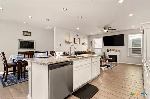 Kitchen - 330 Delta Crst, Maxwell, TX 78656 photo 3 of 3