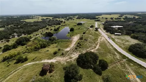 103 Crossvine Rd, Lampasas, TX 76550