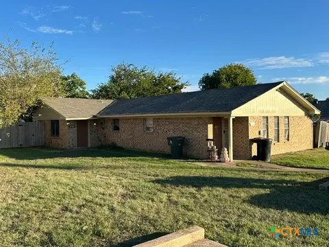 4601 Calle Secoya St #A & B, Temple, TX 76502