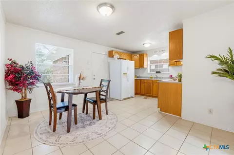 1409 Gardenia Ave, Killeen, TX 76543
