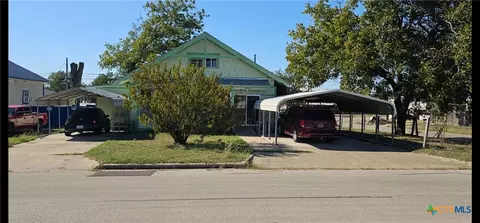 704 S 19th St, Temple, TX 76504