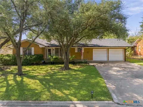 Exterior - 307 E Zenith Ave, Temple, TX 76501 photo 2 of 7