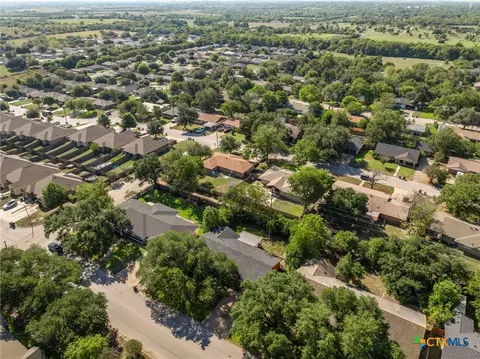 View/Area - 307 E Zenith Ave, Temple, TX 76501 photo 6 of 8