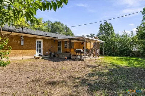 Exterior - 307 E Zenith Ave, Temple, TX 76501 photo 5 of 7