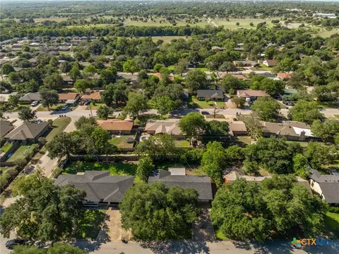 View/Area - 307 E Zenith Ave, Temple, TX 76501 photo 7 of 8