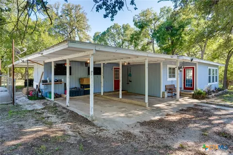 62 Sue Ann Dr, Lampasas, TX 76550