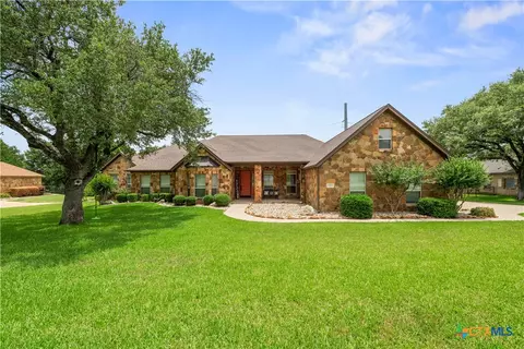 604 Cliff Dr, Belton, TX 76513