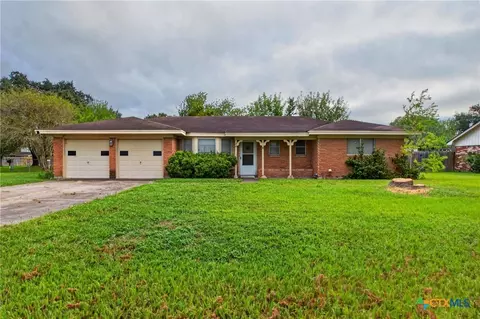 206 Cambridge, Victoria, TX 77905